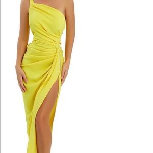 Yellow Nicole bakti dress